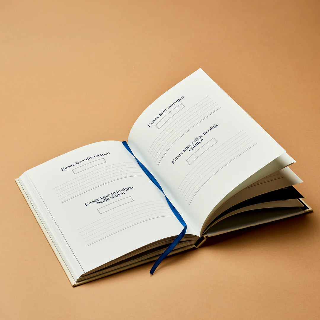 invulboek hallo hier ben ik eerste jaar stratier dieter coppens