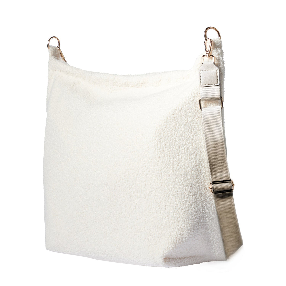 Achterkant van de ivoorkleurige Mom Bag Teddy Bouclé met verstelbare schouderriem.