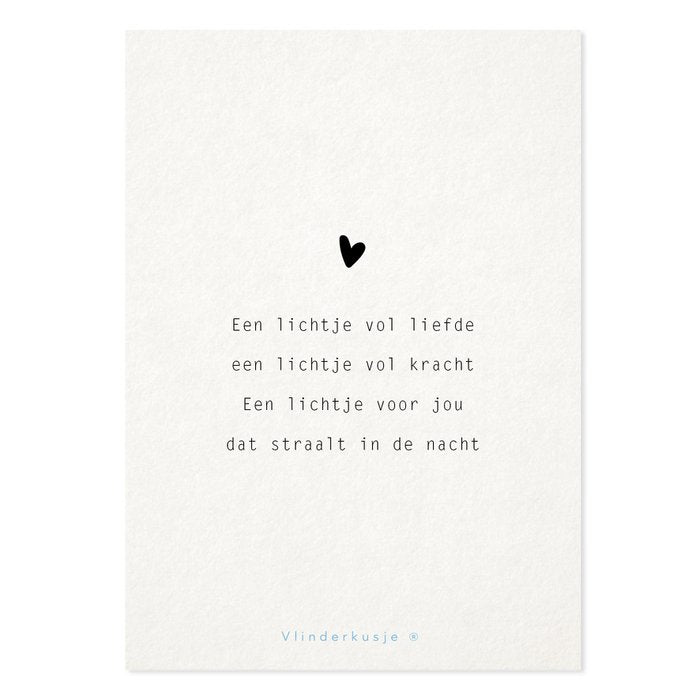 Witte ansichtkaart Lichtje Vol Liefde met een zwart hartje en een gedicht over liefde, kracht en licht in de nacht.