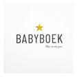 Witte cover van het invulboek Babyboek mijn eerste jaar, met een gele ster en donkere letters.